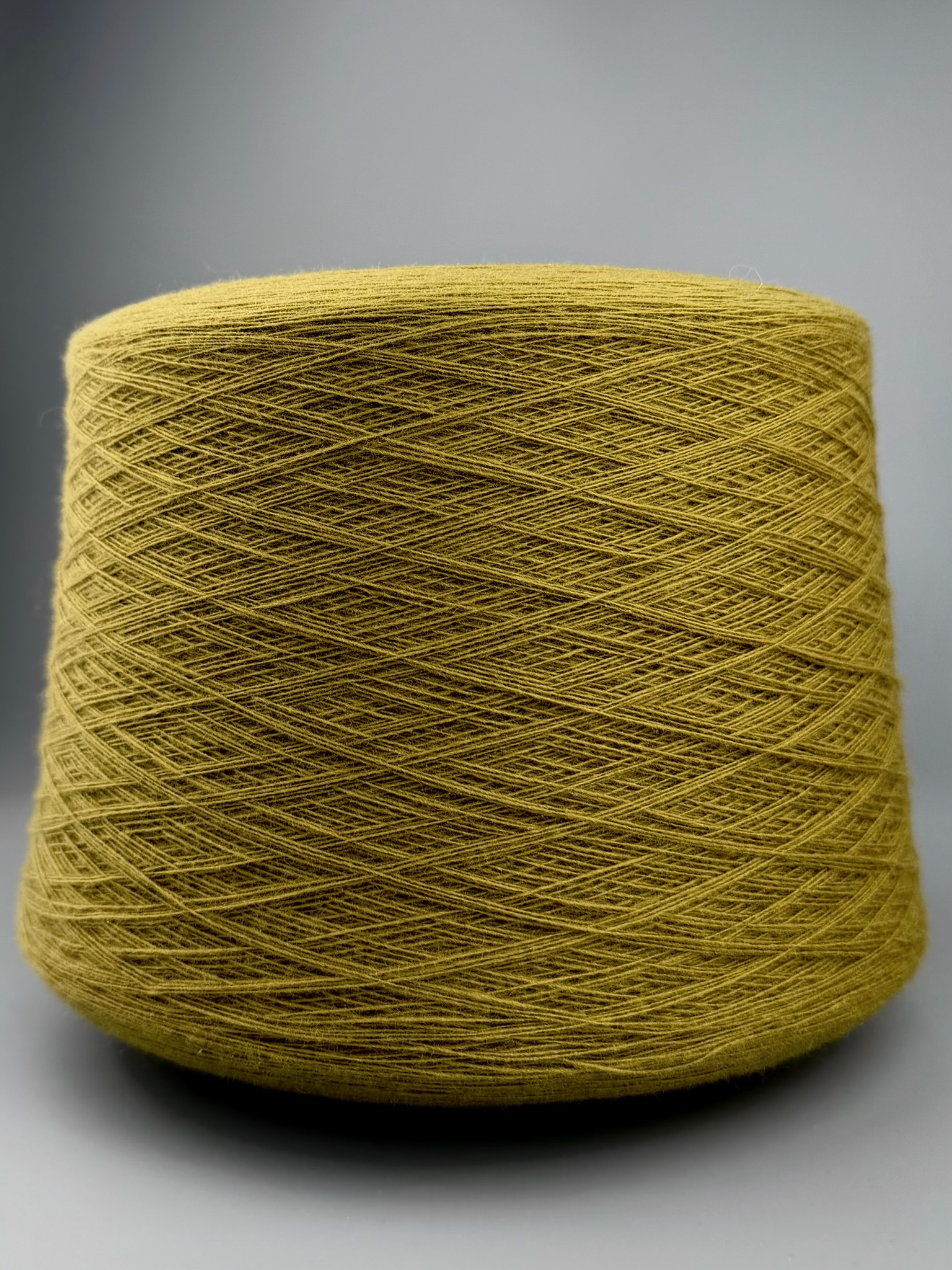 Papi Fabio Silte 1/15 – Filato Merino Supergeelong Giallo Oliva 2589 foto 2